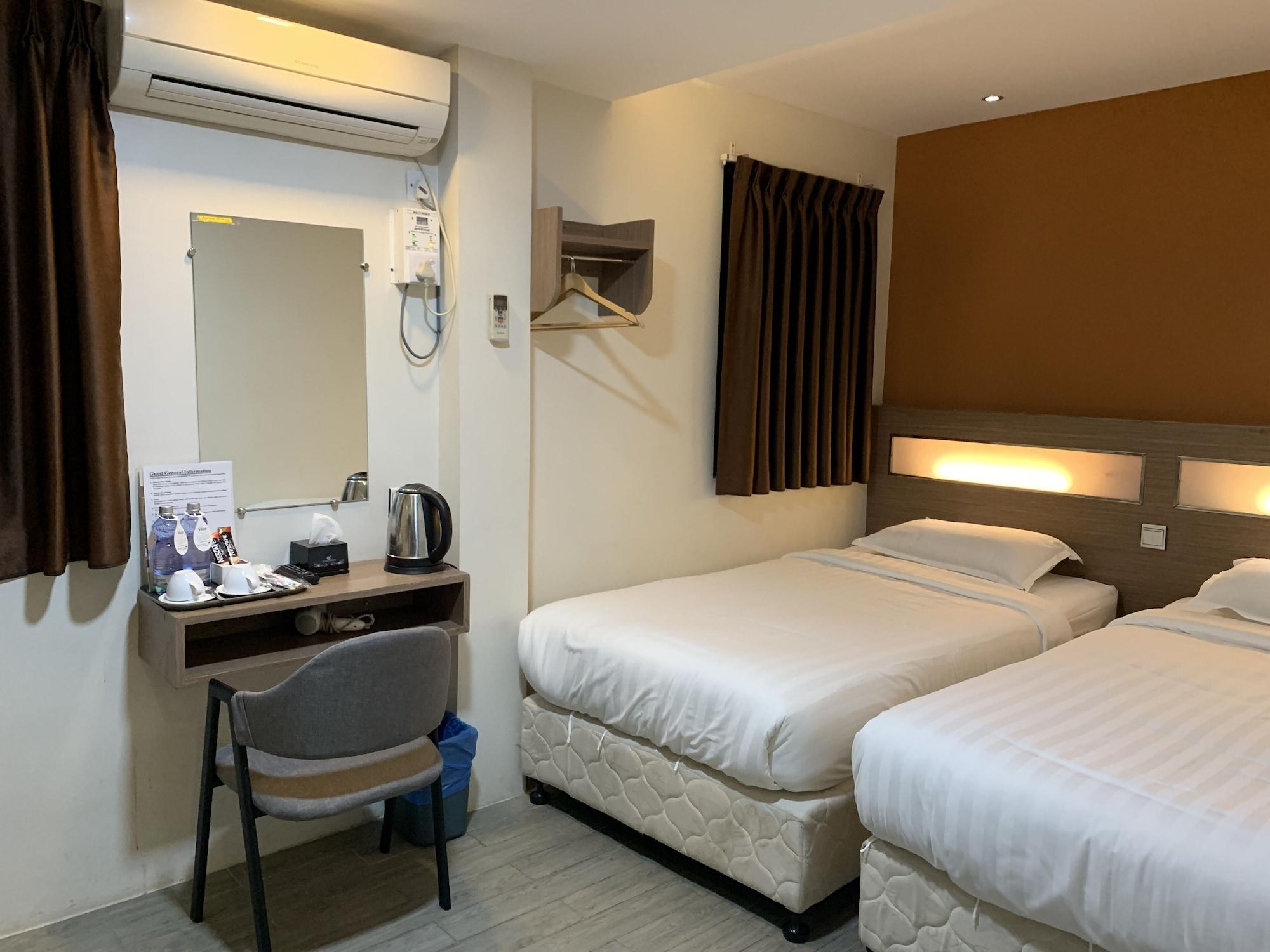 The Vibe Inn Янгон Екстериор снимка
