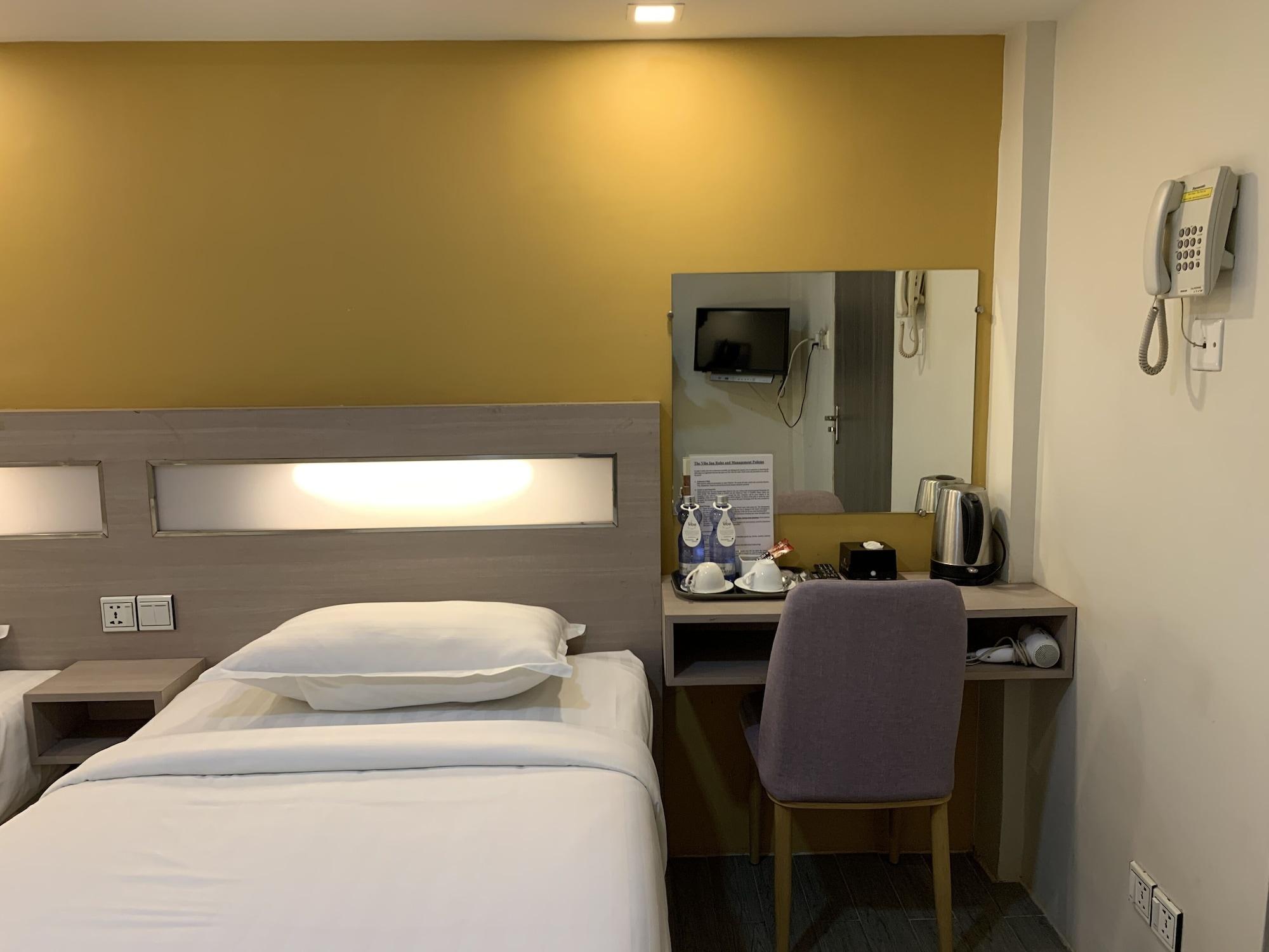 The Vibe Inn Янгон Екстериор снимка