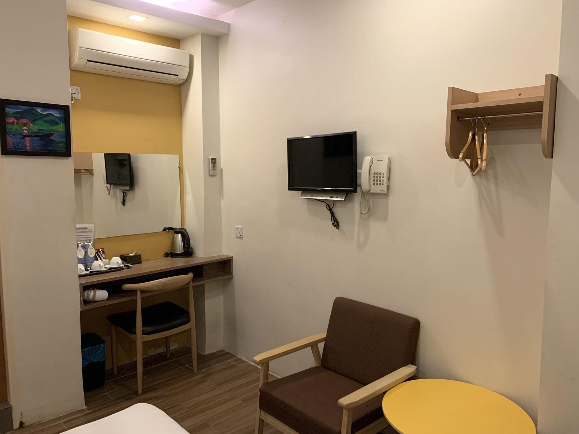 The Vibe Inn Янгон Екстериор снимка
