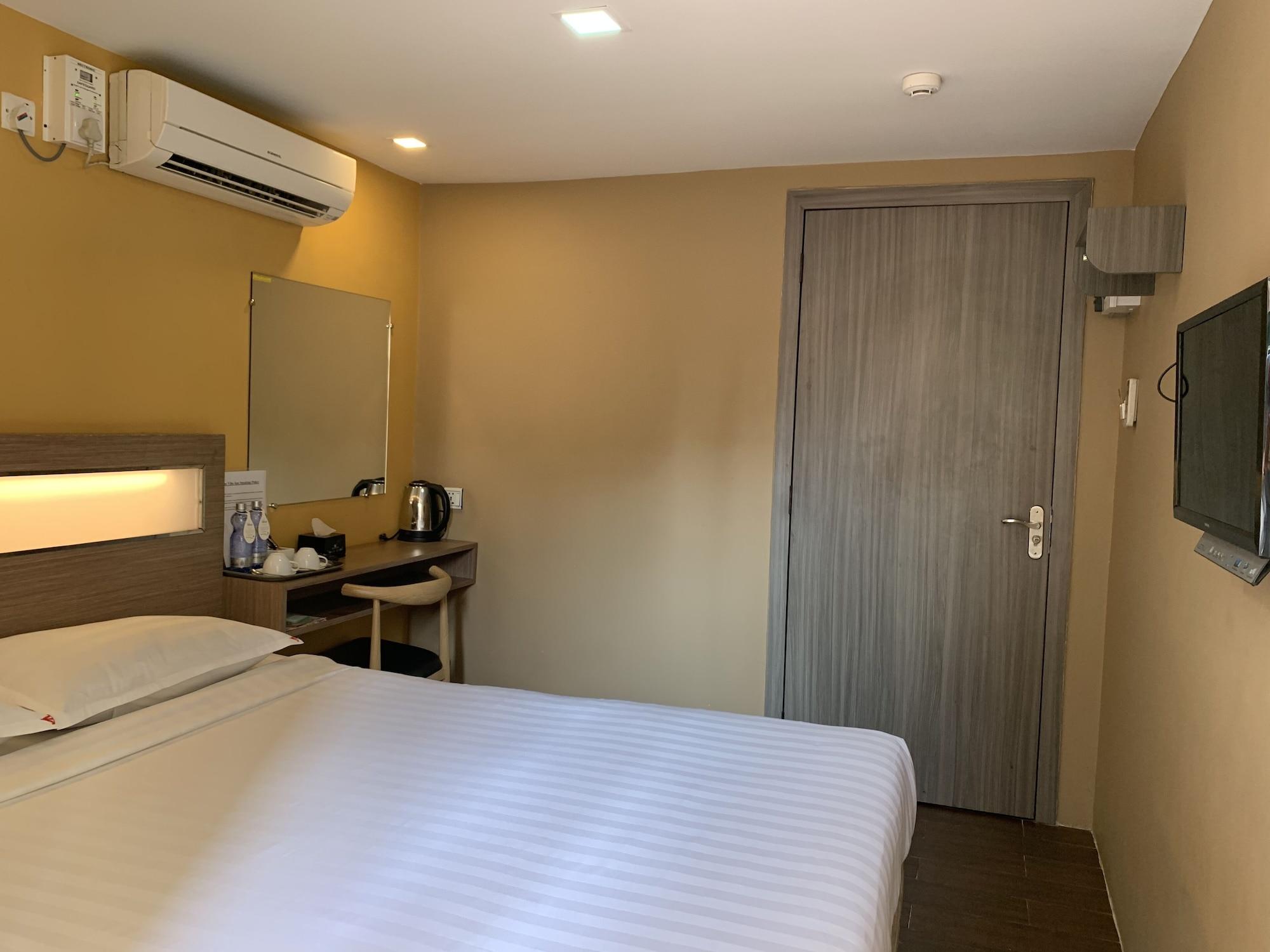 The Vibe Inn Янгон Екстериор снимка